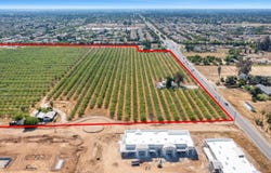 8175 Shaw Avenue E, Clovis, CA 93619