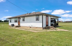 24708 EW 18th Road, Vinita, OK 74301