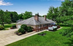 4901 Pineledge Drive W, Clarence, NY 14031