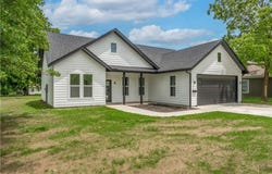1927 E Sixth Street, Sedalia, MO 65301