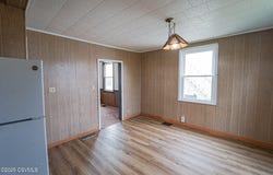 307 N BROAD Street, Selinsgrove, PA 17870