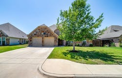 195 Melbourne Drive, Willow Park, TX 76087