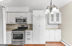 383 LAKESIDE ROAD, ARDMORE, PA 19003