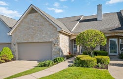 975 Village Drive, Delaware, OH 43015