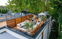 707 1st ST, Lake Oswego, OR 97034