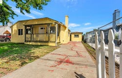 528 LA PRENDA DRIVE, Oakland, CA 94603
