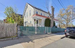 391 Middle St, Fall River, MA 02724