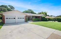 804 Lee Drive, Bedford, TX 76022