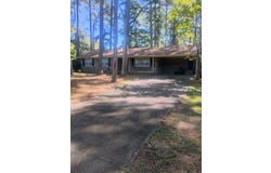 425 Campground Circle, Scottsboro, AL 35769