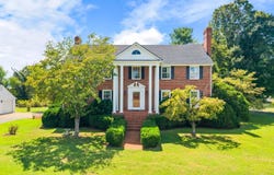 114 Lake Ridge Drive, Forest, VA 24551