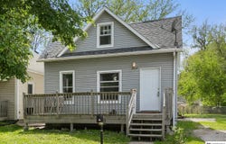 2513 S 10th Street, Lincoln, NE 68502