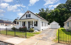 7 S GEORGE STREET, MECHANICSBURG, PA 17055