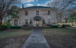 1419 S Main Street, Jonesboro, AR 72401-4979
