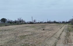 6759 Pfeil Rd, Schertz, TX 78154