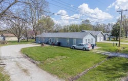 226 S Harrison Street, Litchfield, IL 62056