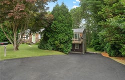 9 Lofty Heights Road, Westerly, RI 02891