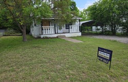 528 E Jefferson Street, Van Alstyne, TX 75495