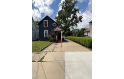 1325 Maude Avenue NE, Grand Rapids, MI 49505