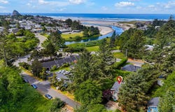 548 BEECH ST, Cannon Beach, OR 97110