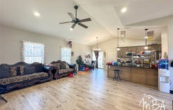 2260 Glenwood Drive, Garden City, KS 67846