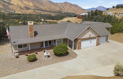 3290 Geneva Court, Lake Isabella, CA 93240
