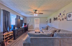 4761 Waterloo Road, Atwater, OH 44201