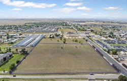 Tract 3 & 4 E COLLEGE DR, Cheyenne, WY 82001