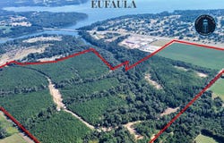 S Eufaula Ave, EUFAULA, AL 36027