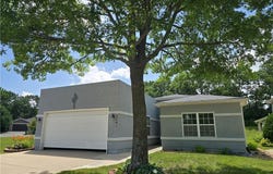 2701 NE Sonora Valley Drive, Blue Springs, MO 64014