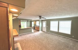 3271 Selmaville Road, Salem, IL 62881