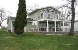3102 E McKinley Drive, Monon, IN 47959