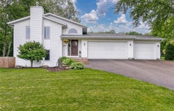 3713 Kingswood Court, Eau Claire, WI 54701