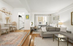 200 West 20th Street 701, New York, NY 10011
