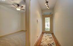 5800 NE 48TH St, Vancouver, WA 98661
