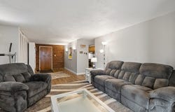 46 Greentree Ln, Weymouth, MA 02190