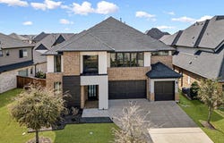 3967 Sanders Drive, Celina, TX 75009