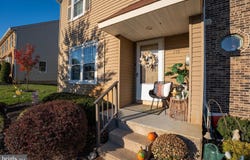 178 CAMBER Lane, MOUNT LAUREL, NJ 08054