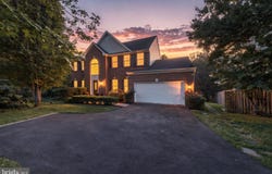 6704 MOSSY BANK Lane, CENTREVILLE, VA 20121