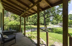 688 Saunders Hollow Road, Barboursville, WV 25504