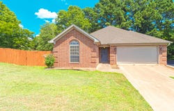2710 Richland Park Drive, Bryant, AR 72022