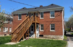 108 Cochran Rd, Lexington, KY 40502