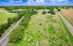 2441 Old Plum Highway, La Grange, TX 78945