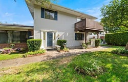 614 Pocasset Court, Warwick, RI 02886