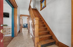 303 SE 5th Avenue, Dyersville, IA 52040