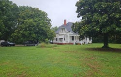 804 N Carr Avenue, Wynnewood, OK 73098
