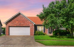 1133 Summit Dr, Shelbyville, KY 40065