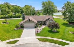 10028 Winding Shores Drive, New Haven, IN 46774-2810