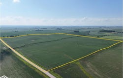 520th St SE, Lone Tree, IA 52755