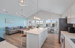 112 Lakeview Dr., ROCKPORT, TX 78382