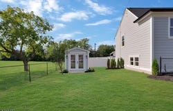 7 Mastogen Dr, Somerville Boro, NJ 08876-1561